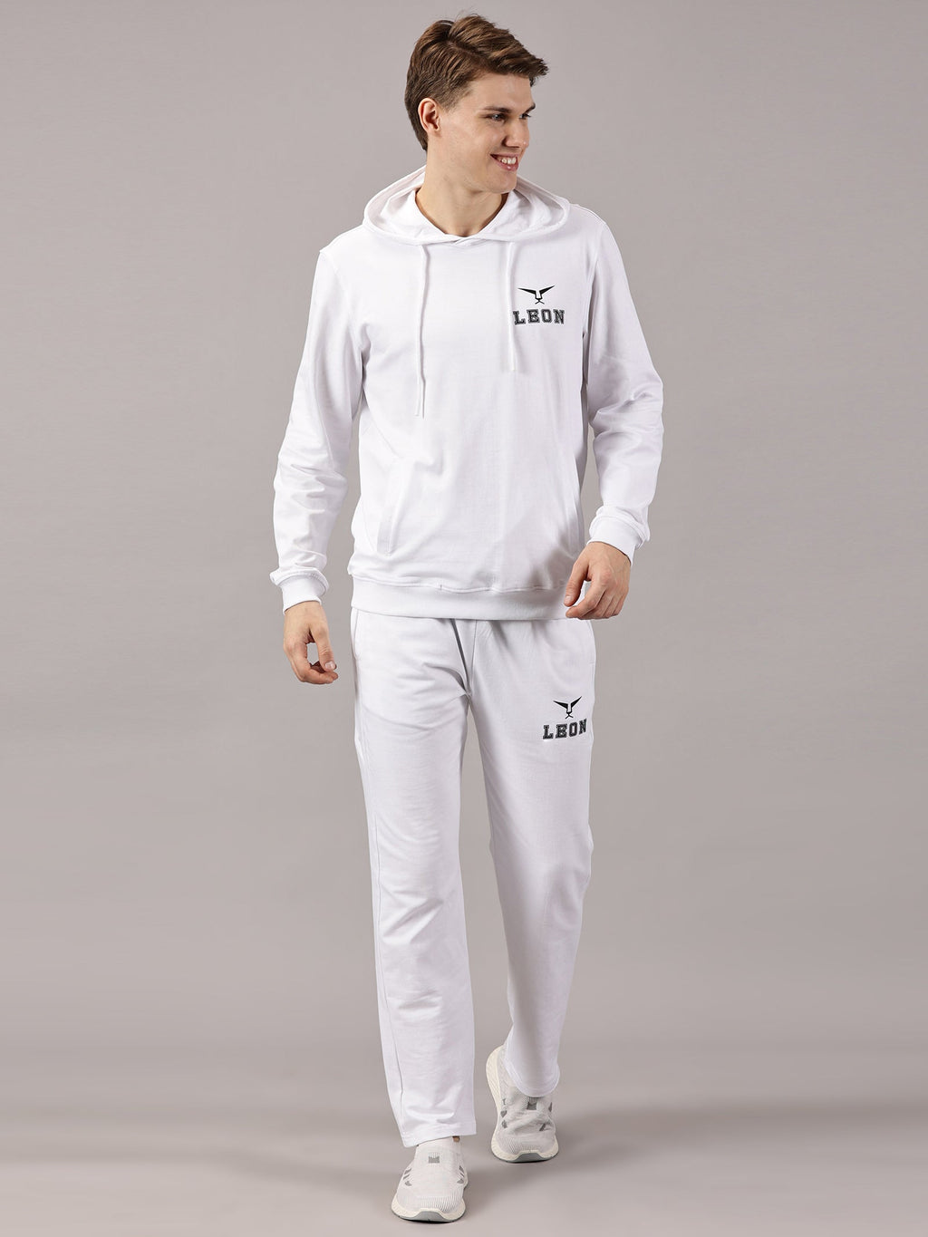 active wear : Sports Track Suit White