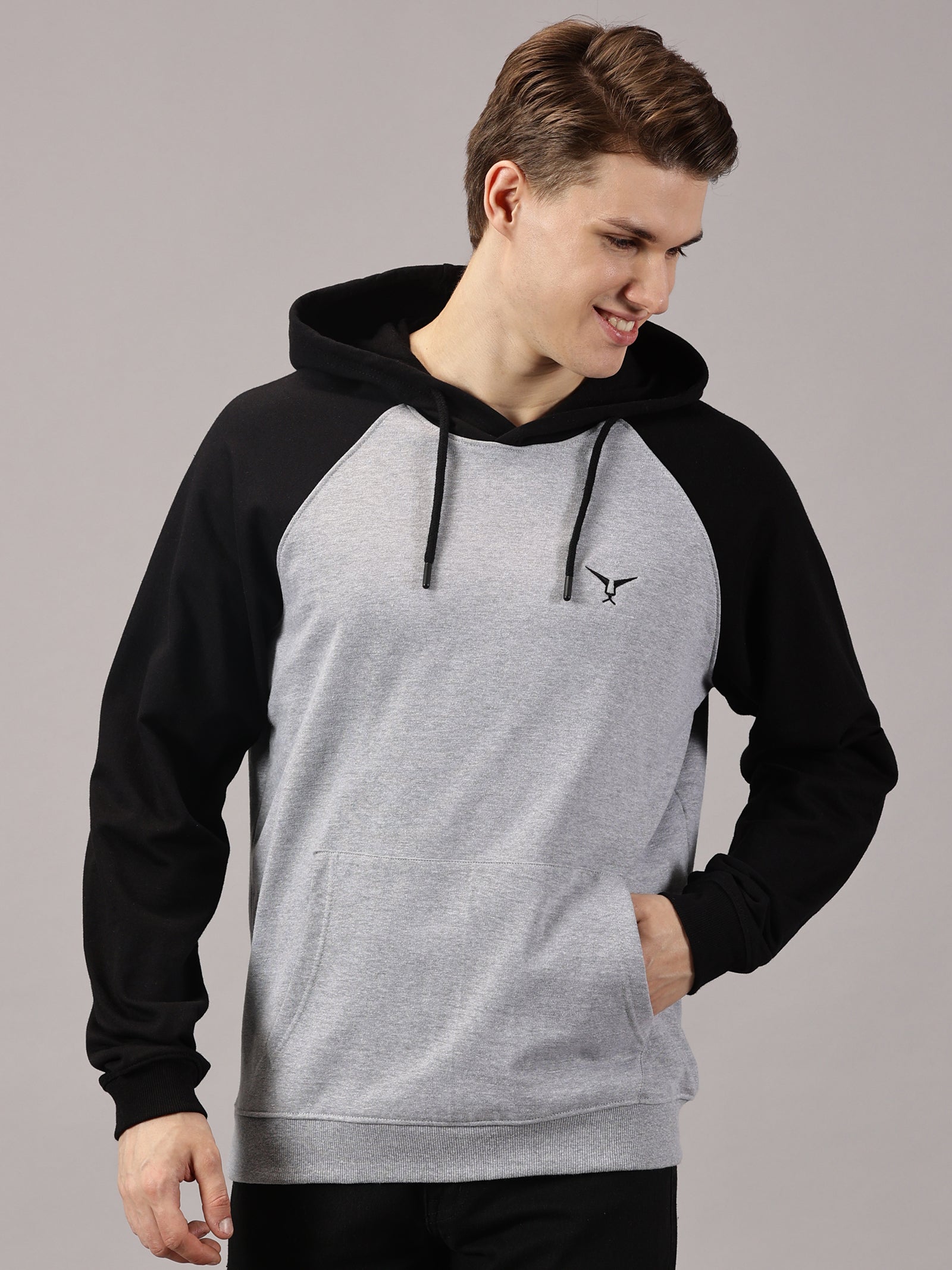 Sweatshirt : Raglan Hoodie