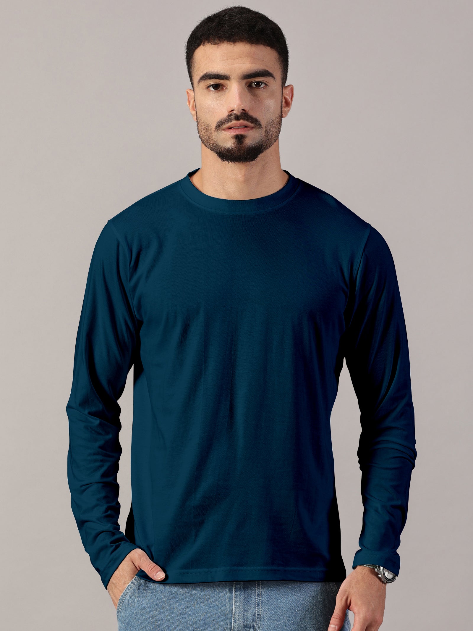Casuals : Basic Neck T-Shirt