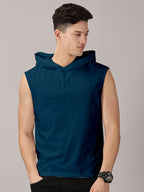 T-Shirt : Strive Hooded vest