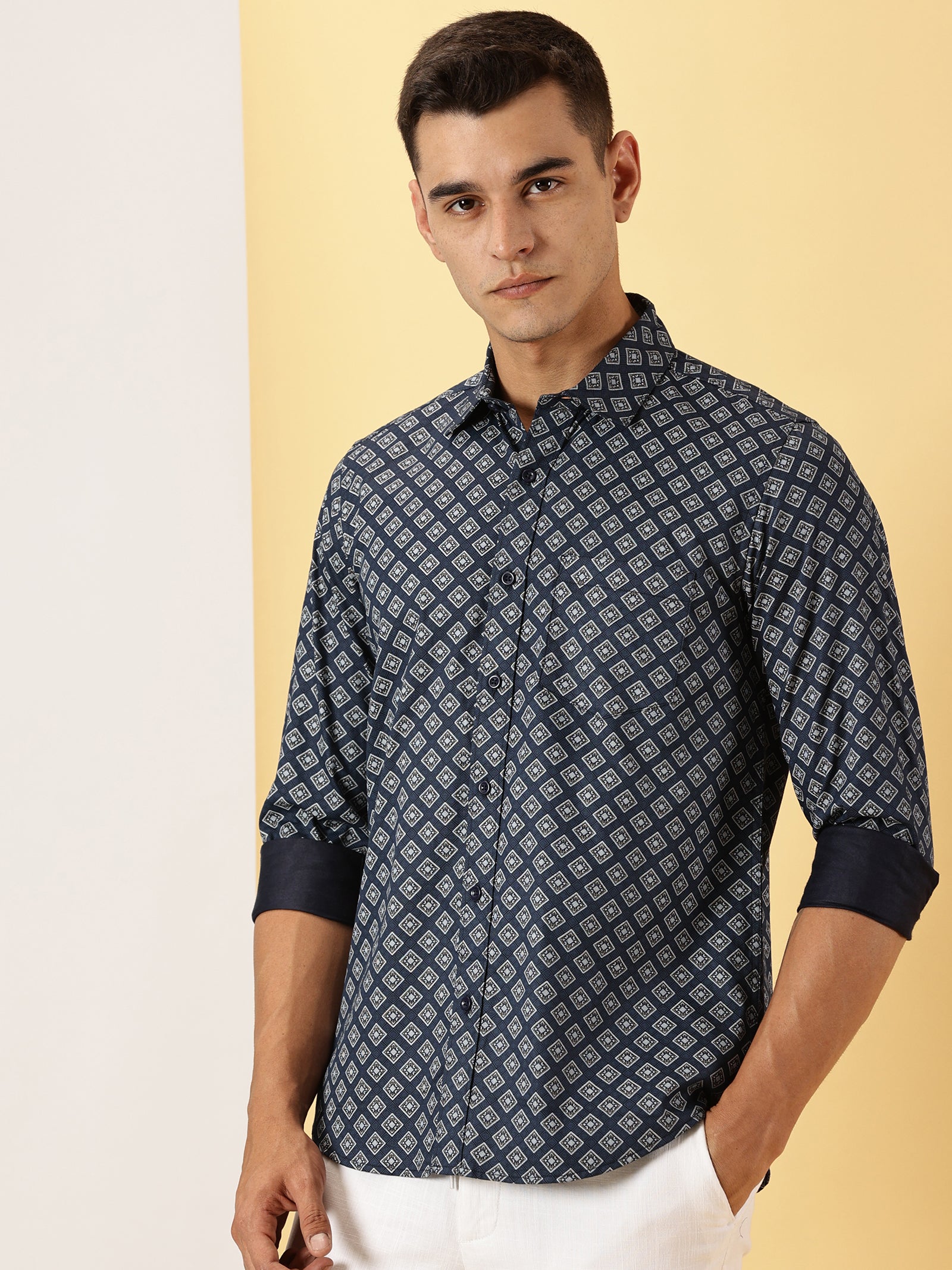 Casuals : Geometric Print fullsleeve shirt