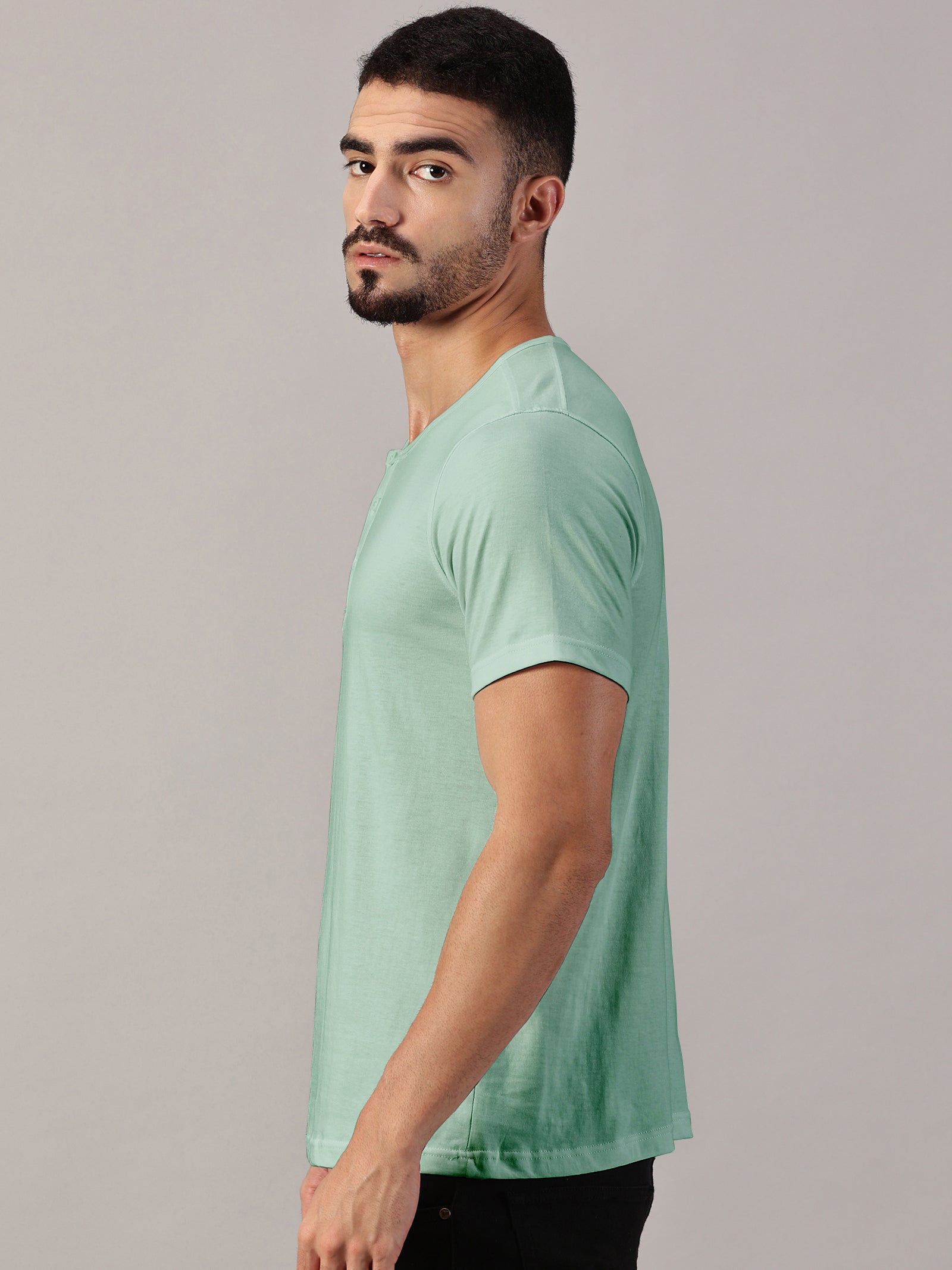Casuals : Henley Neck T-Shirt