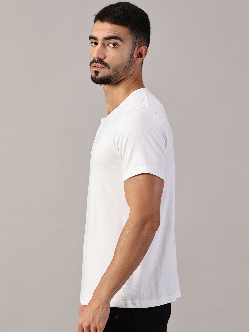 Casuals : Henley Neck T-Shirt