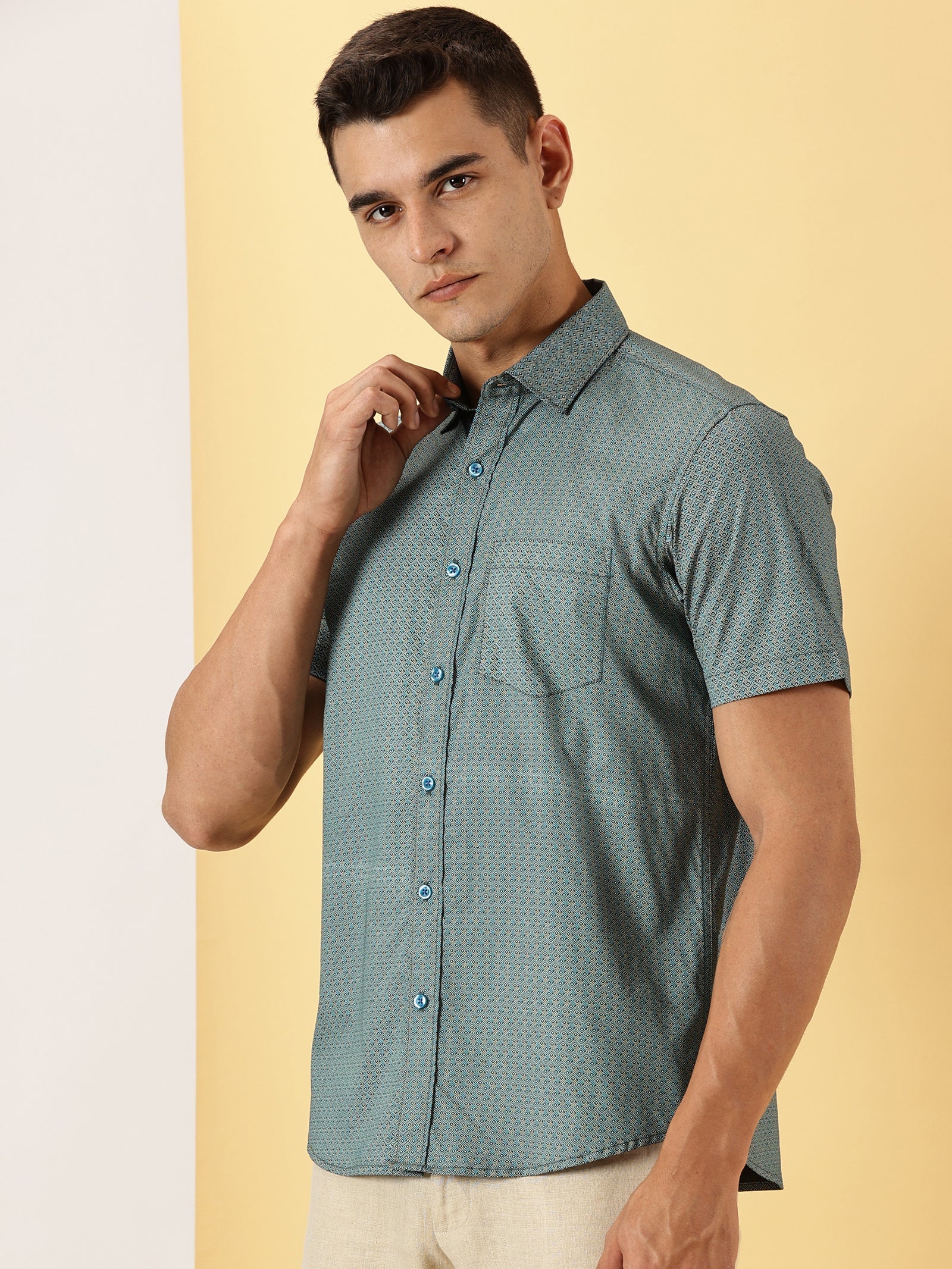 Casuals : 3D Print half sleeve shirt
