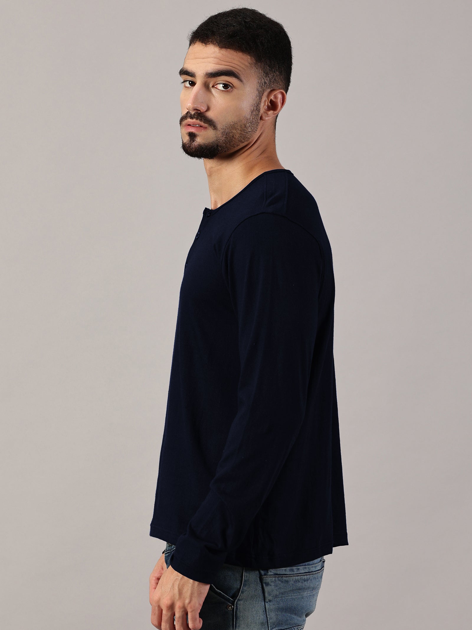 Casuals : Henley Neck T-Shirt