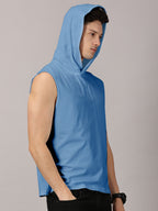 T-Shirt : Strive Hooded vest
