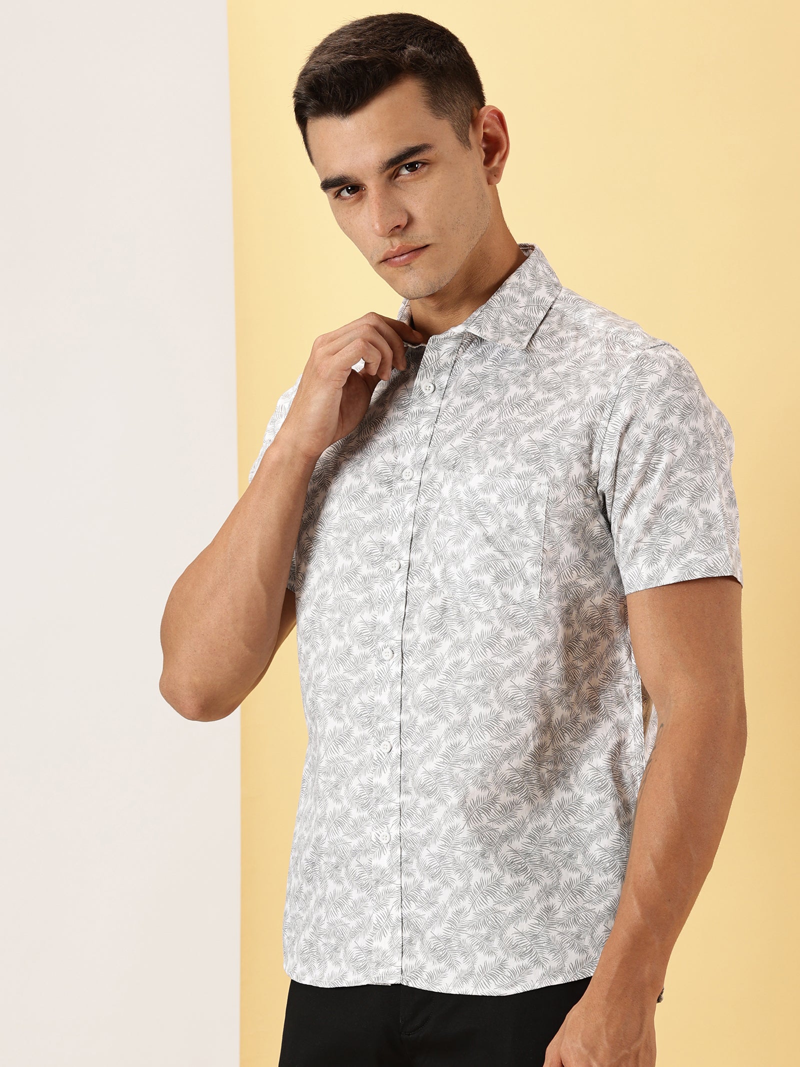 Casuals : Leaf Print half sleeve shirt