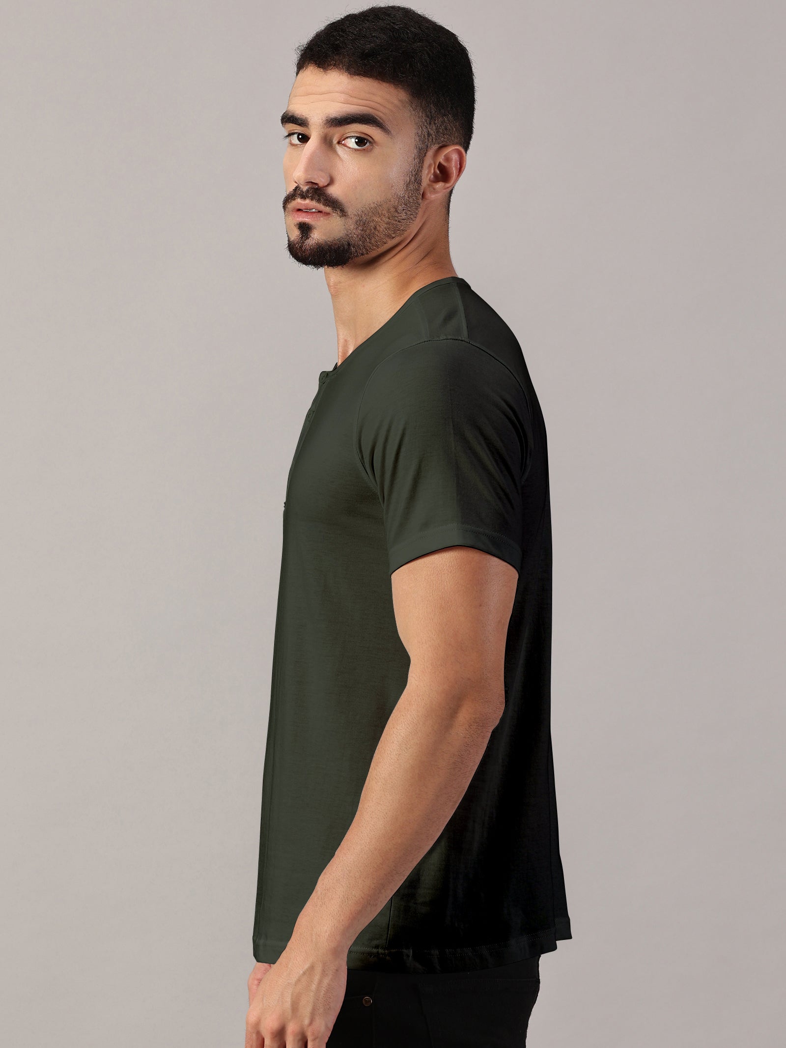Casuals : Henley Neck T-Shirt