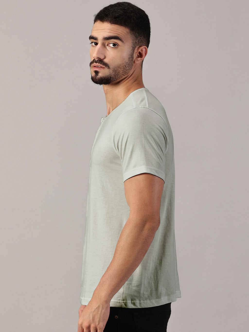 Casuals : Henley Neck T-Shirt