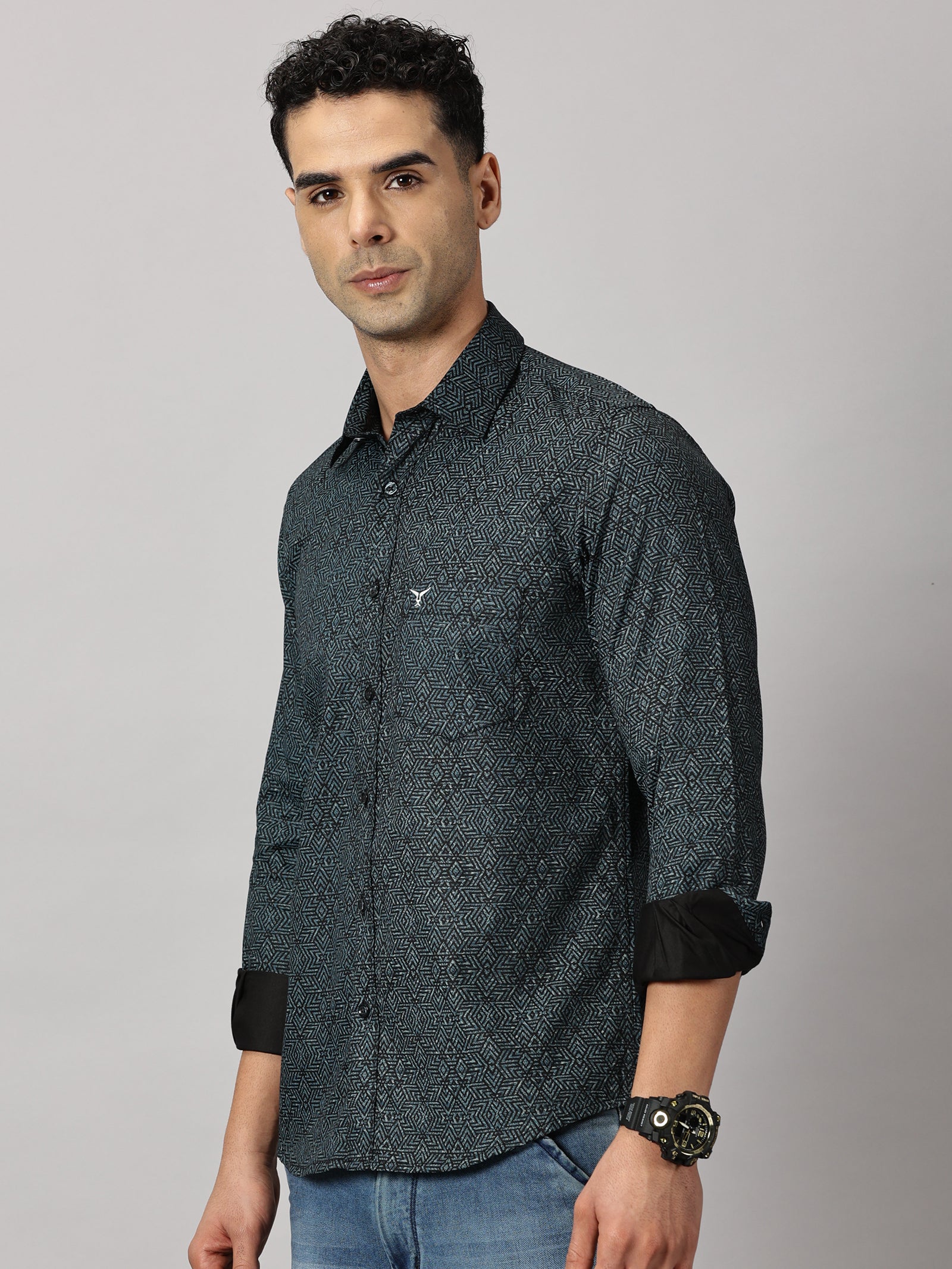 Casuals : Geometric Printed Shirt