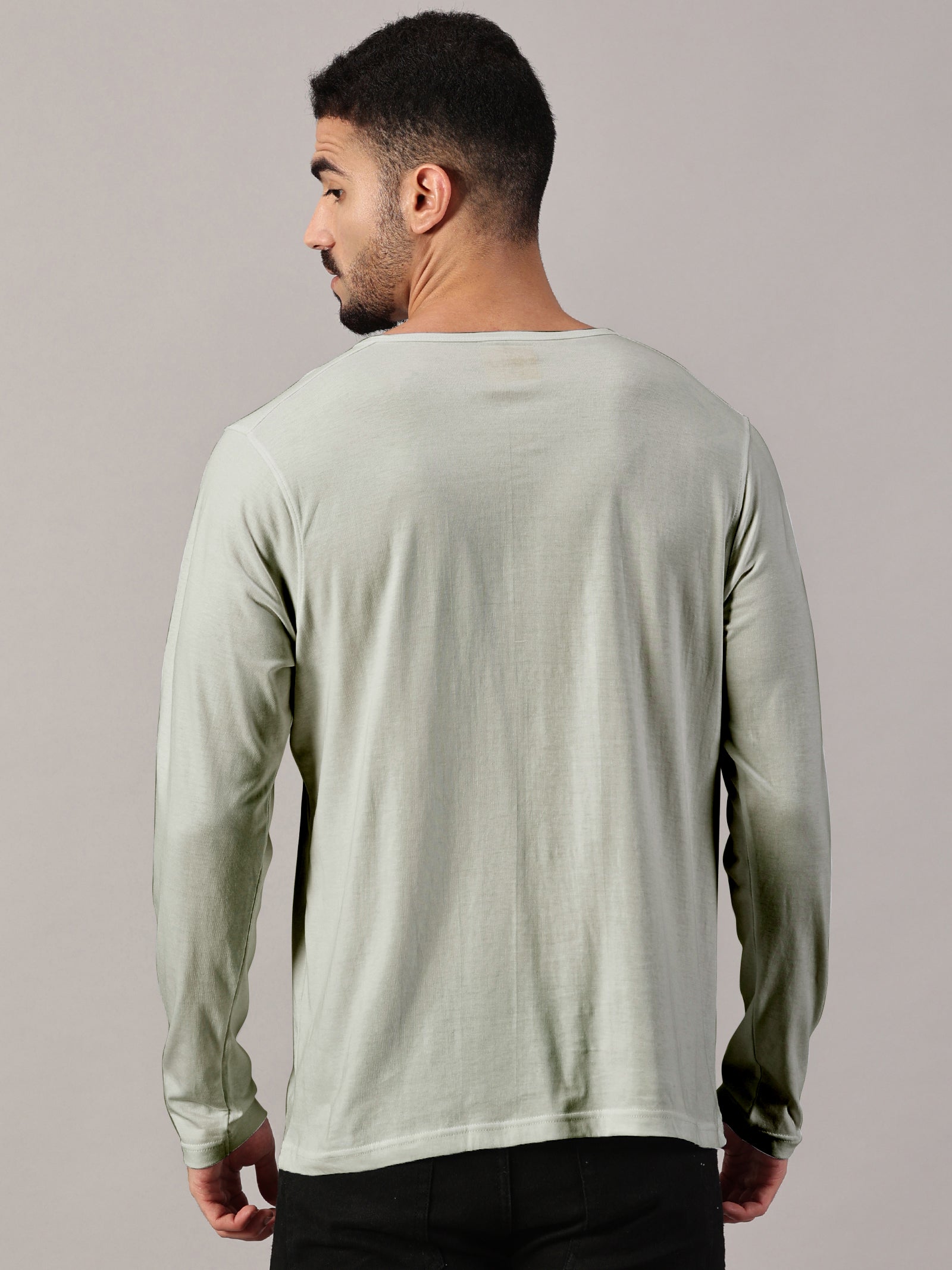 Casuals : Henley Neck T-Shirt