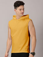 T-Shirt : Strive Hooded vest