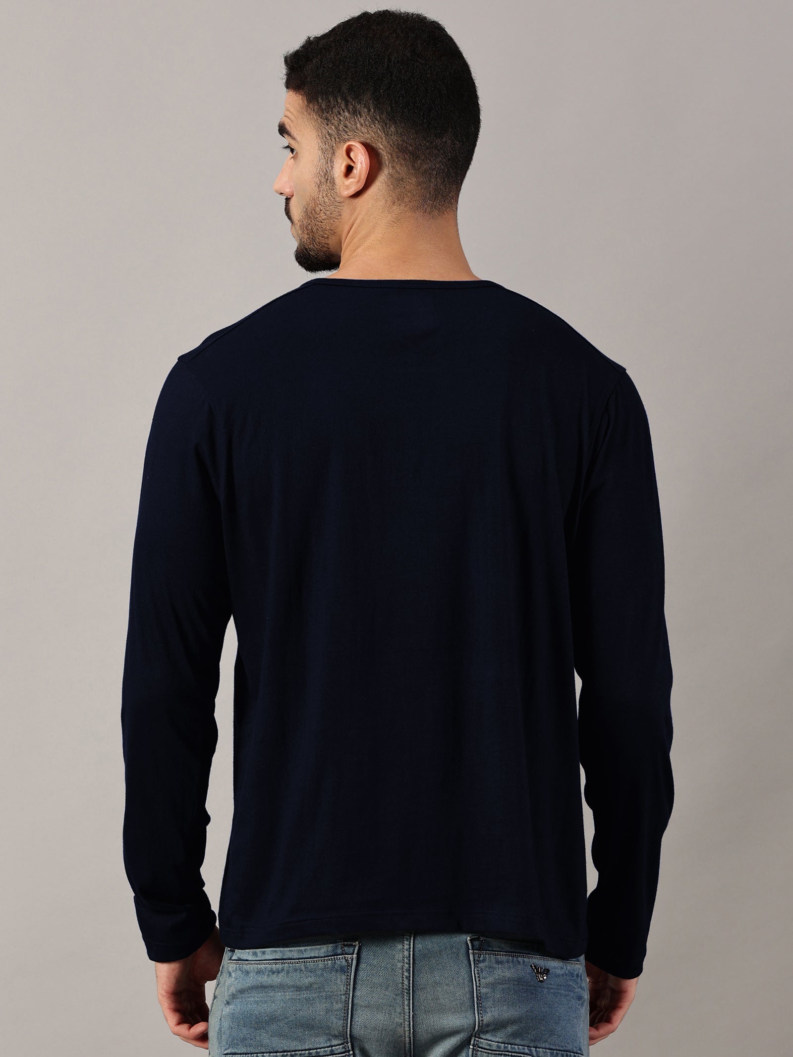Casuals : Henley Neck T-Shirt