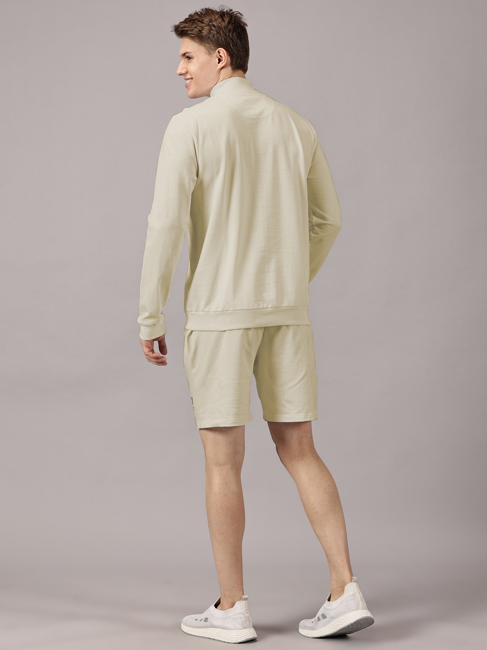active wear :Sports High Neck and Shorts sets