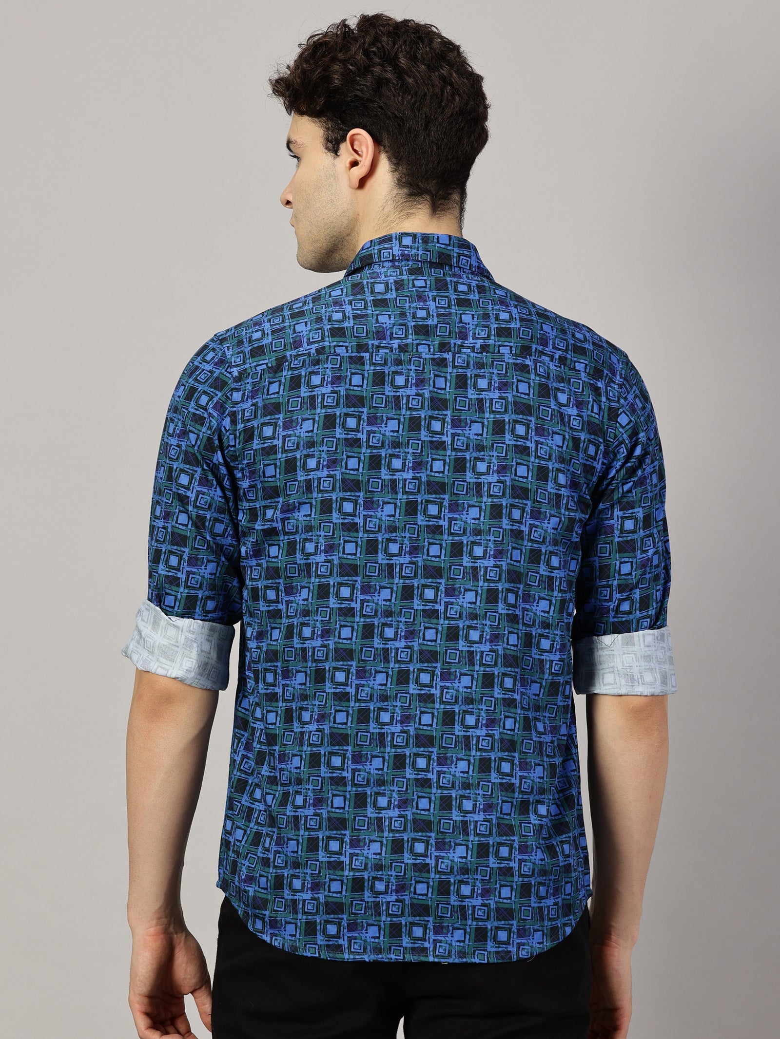 Casuals : Geometric Printed Shirt