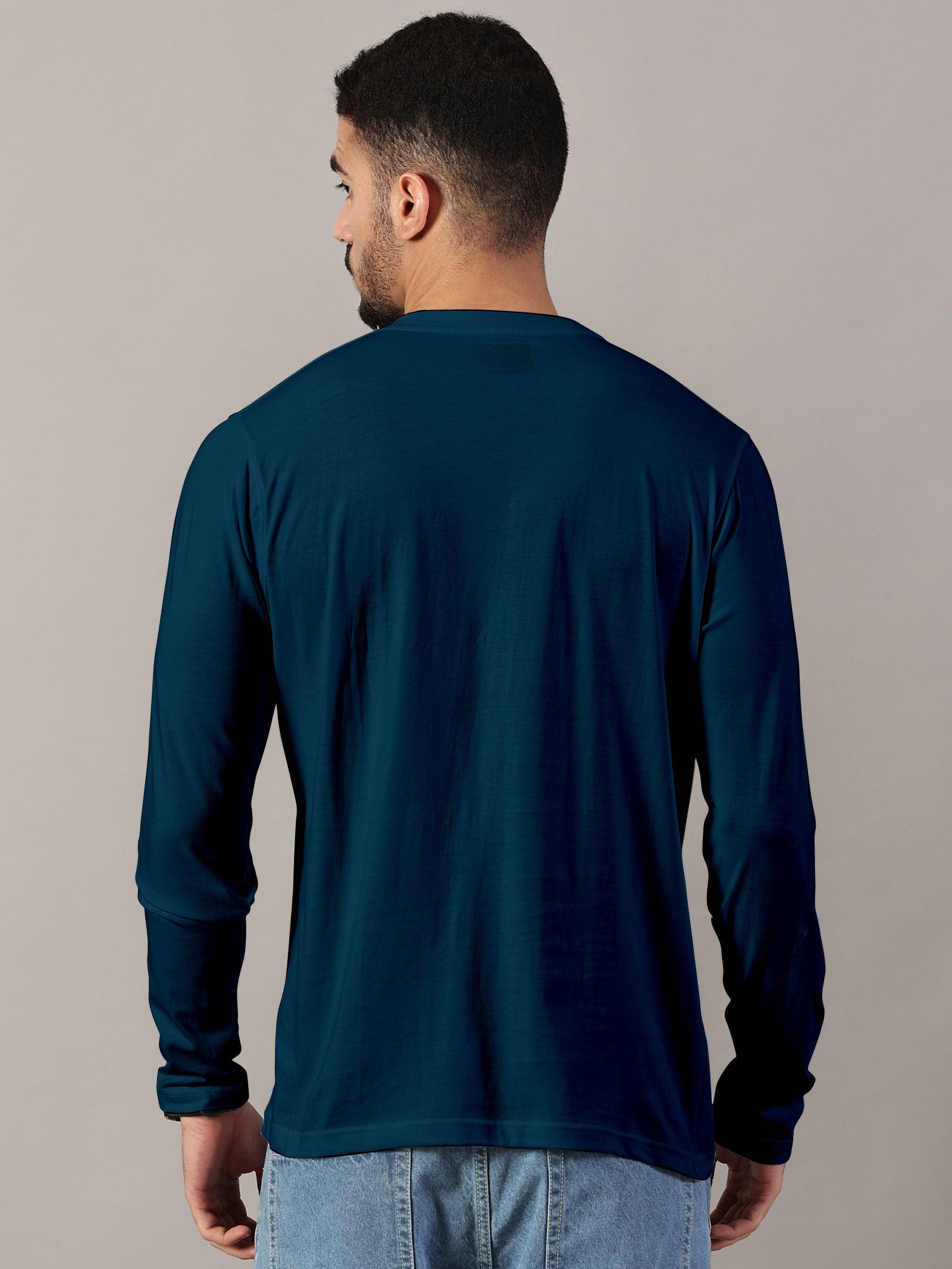Casuals : Basic Neck T-Shirt