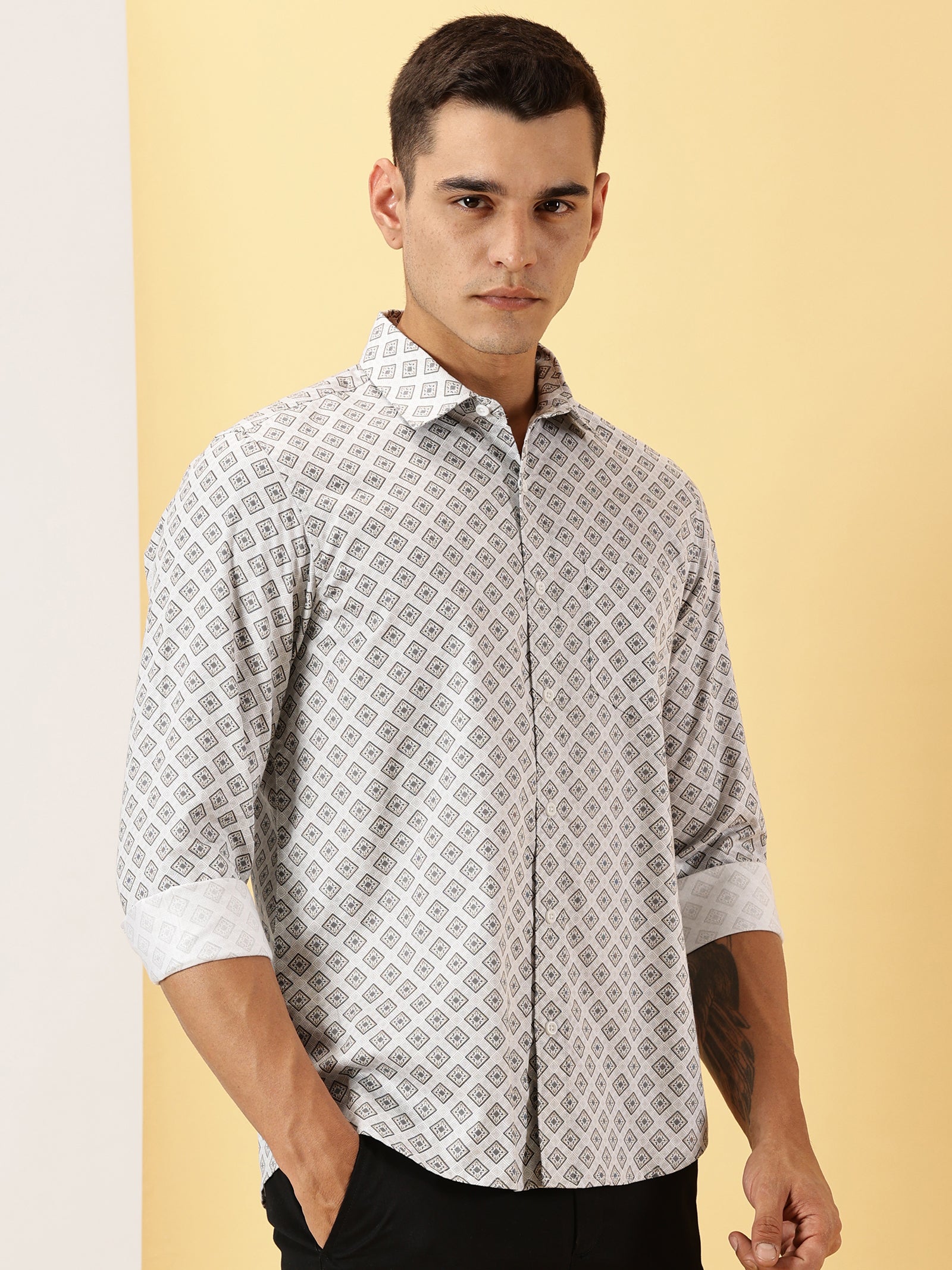 Casuals : Geometric Print fullsleeve shirt