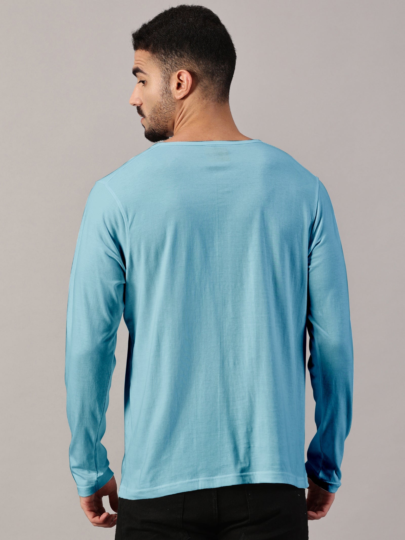 Casuals : Henley Neck T-Shirt