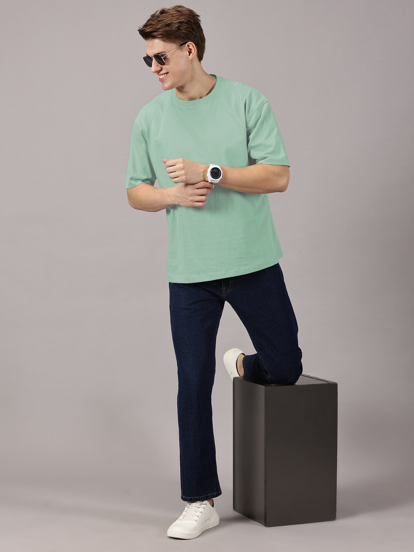 Oversized : Dropshoulder T-Shirt