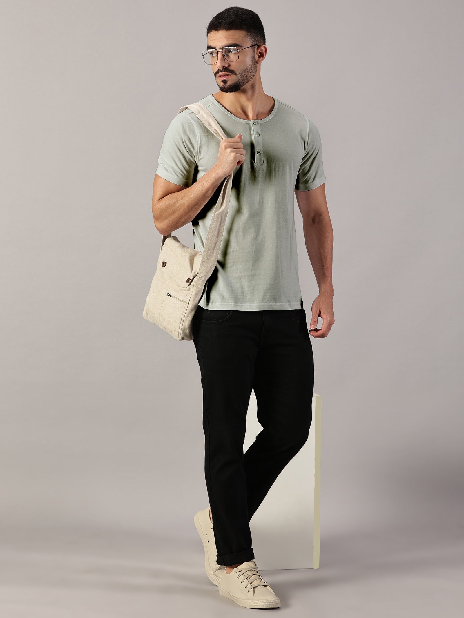 Casuals : Henley Neck T-Shirt