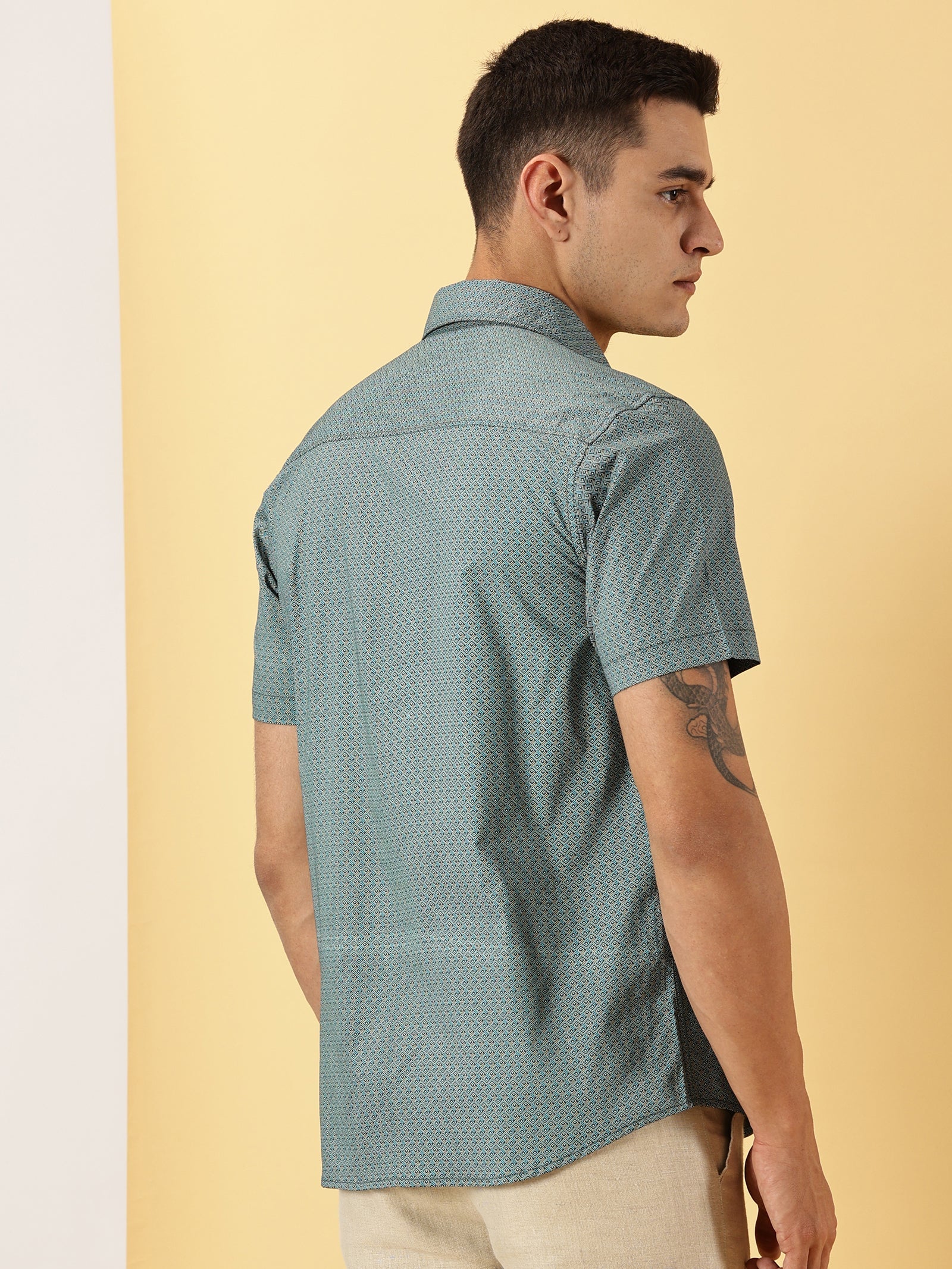 Casuals : 3D Print half sleeve shirt