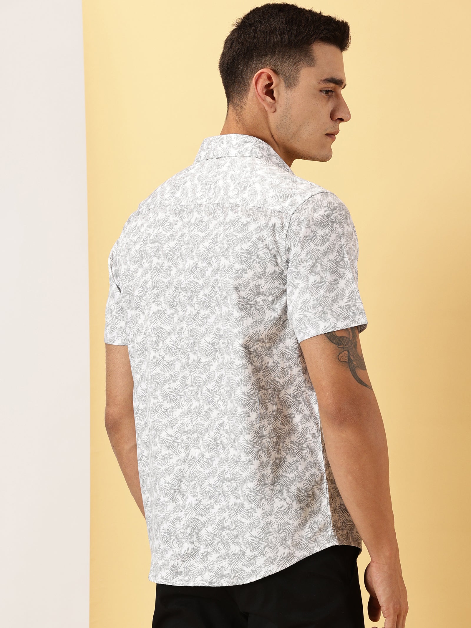 Casuals : Leaf Print half sleeve shirt