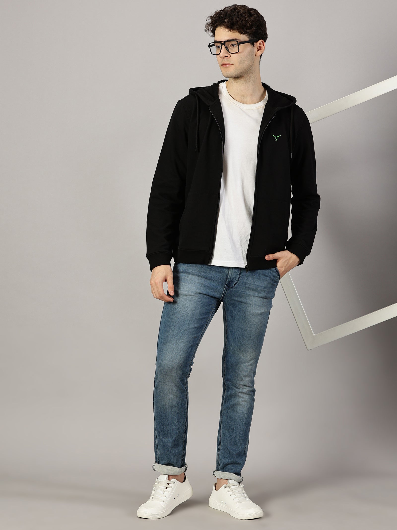 Sweatshirt : Zipper Hooded Jacket White
