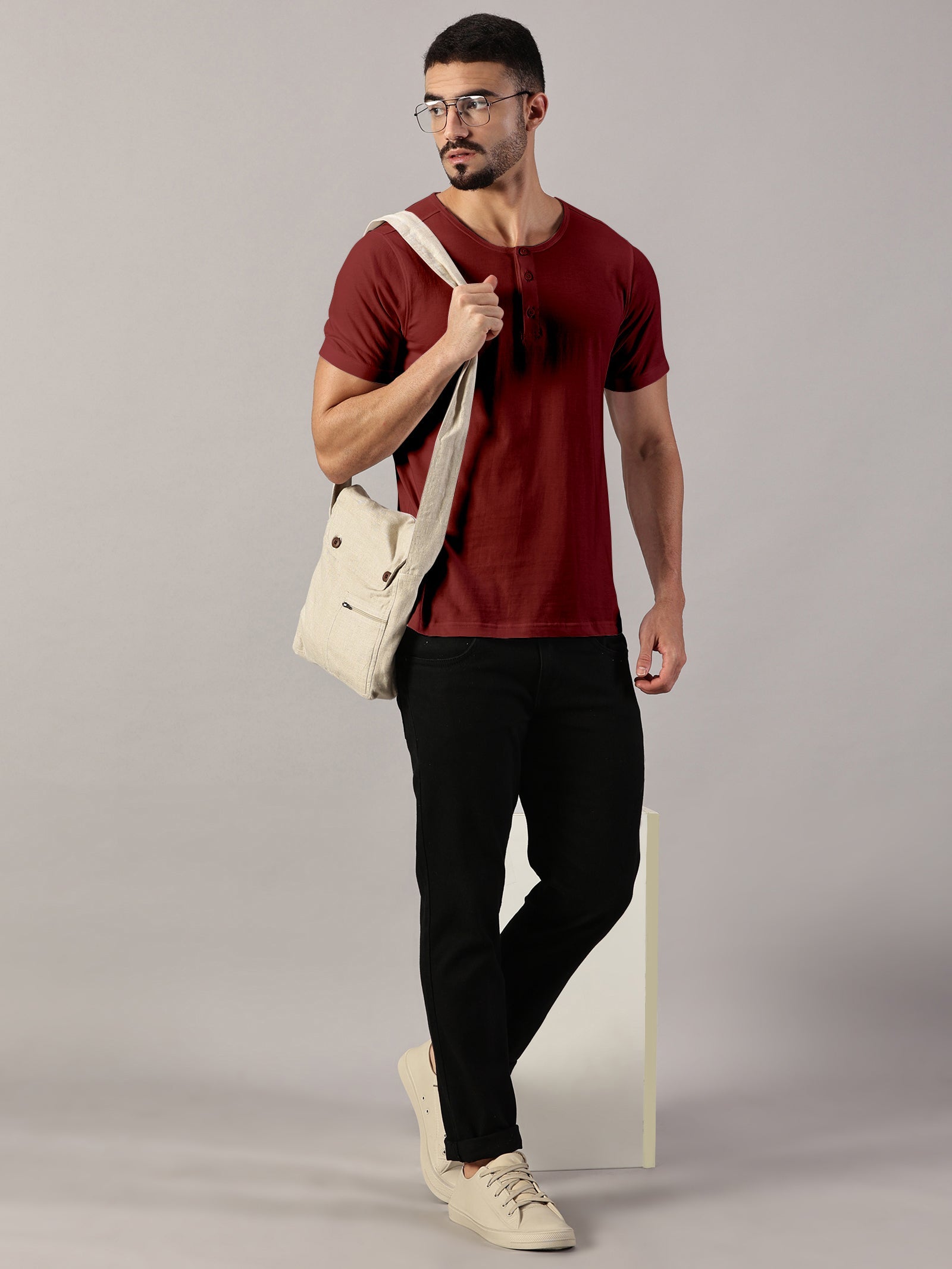 Casuals : Henley Neck T-Shirt