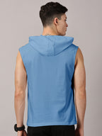 T-Shirt : Strive Hooded vest