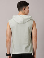 T-Shirt : Strive Hooded vest