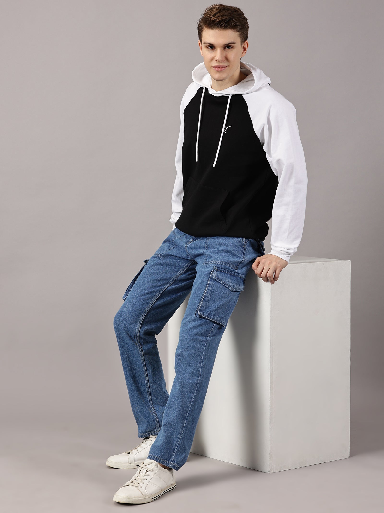Sweatshirt : Raglan Hoodie