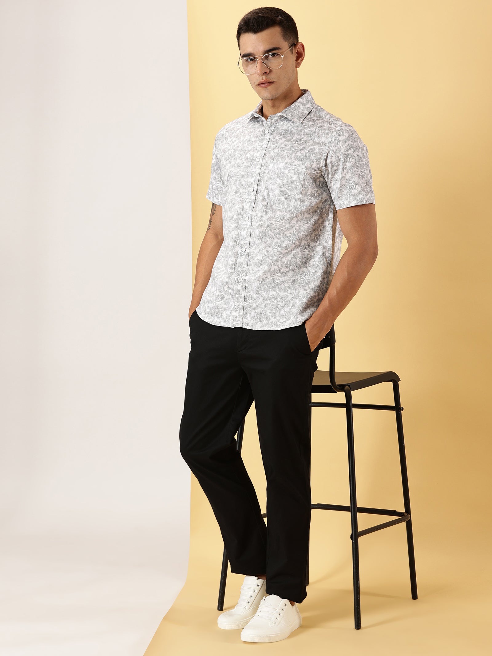 Casuals : Leaf Print half sleeve shirt