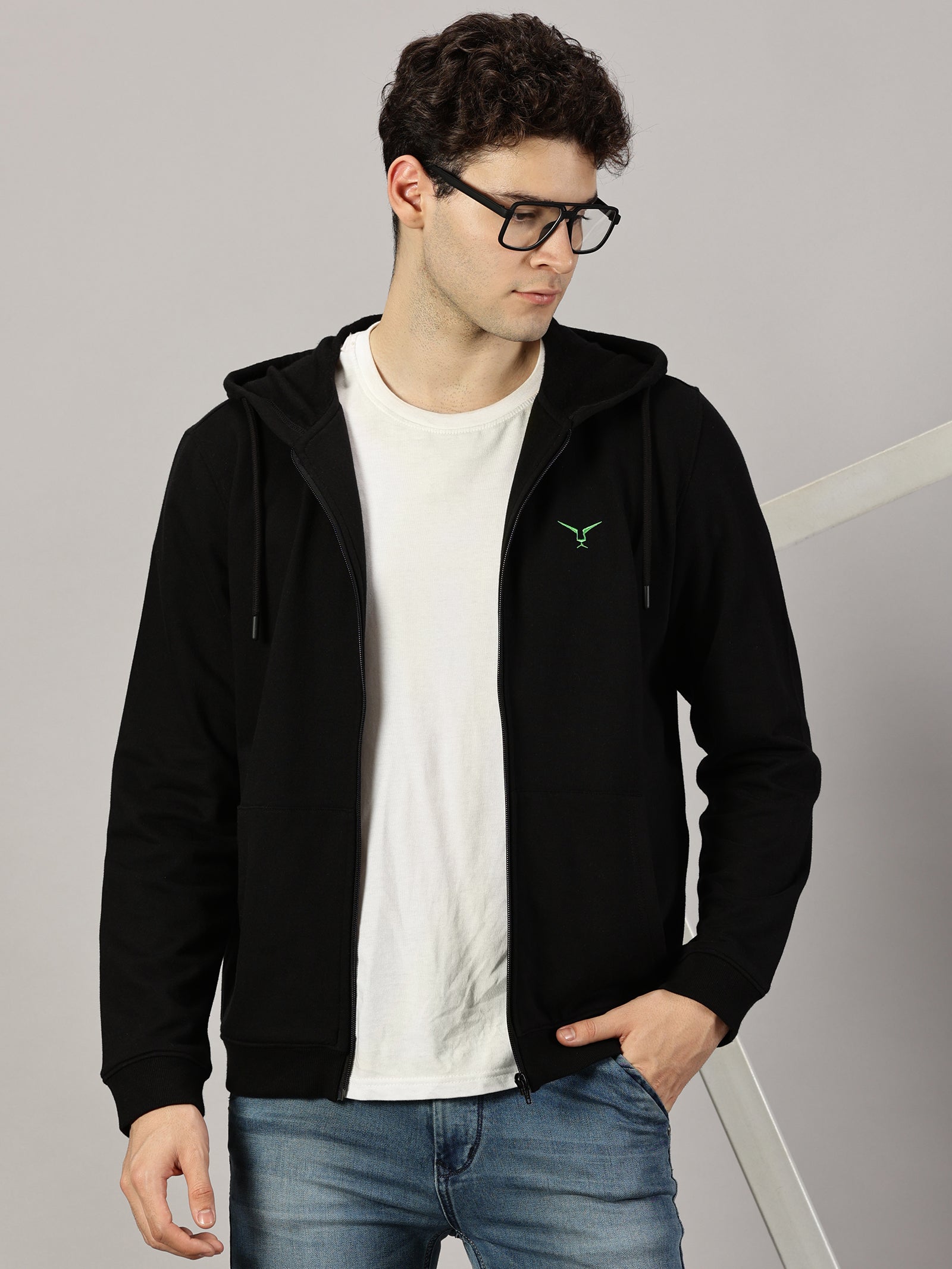 Sweatshirt : Zipper Hooded Jacket White