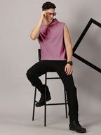 T-Shirt : Strive Hooded vest