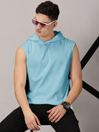 T-Shirt : Strive Hooded vest