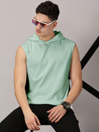 T-Shirt : Strive Hooded vest