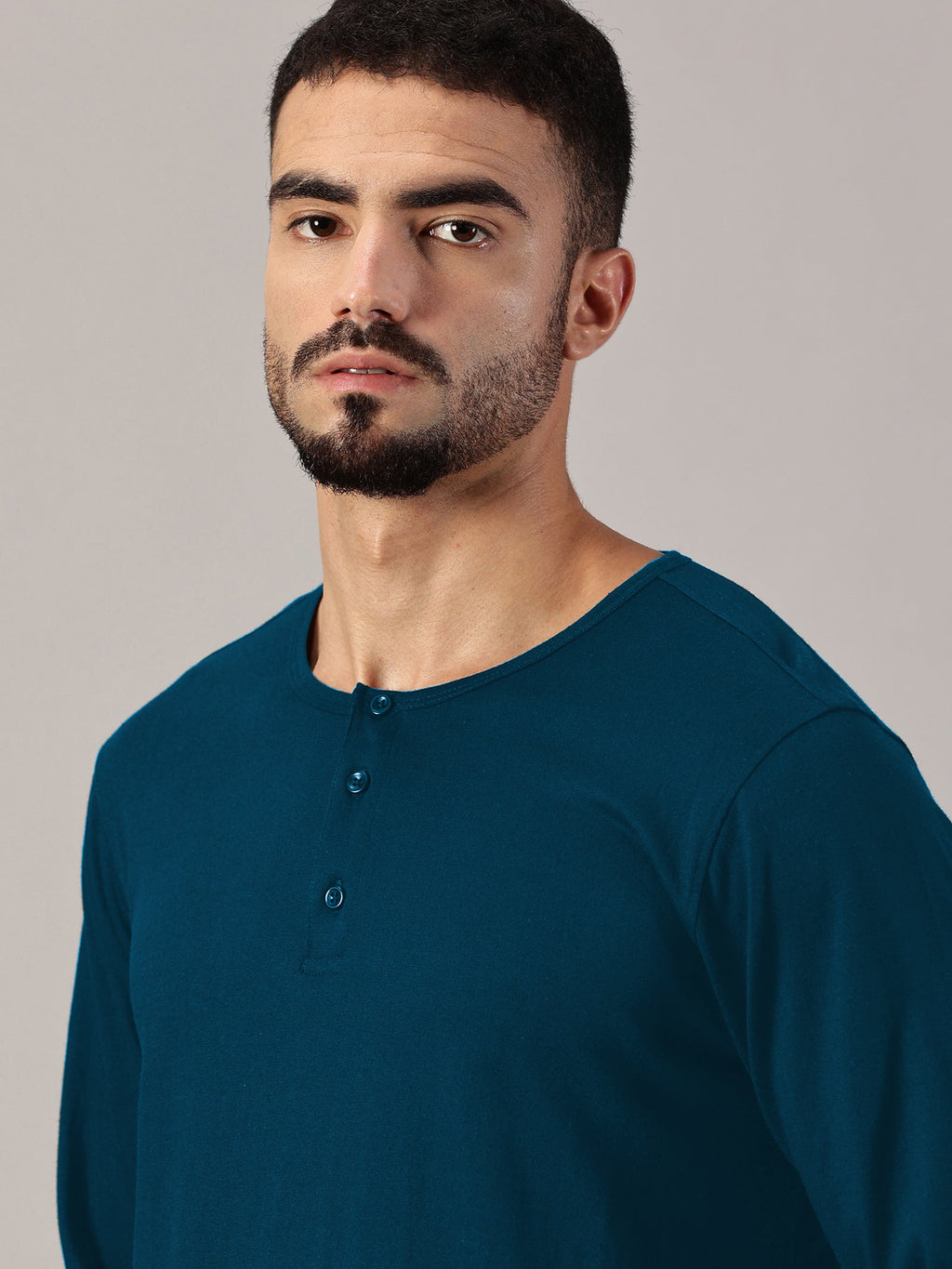 Casuals : Henley Neck T-Shirt