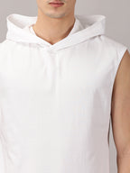 T-Shirt : Strive Hooded vest