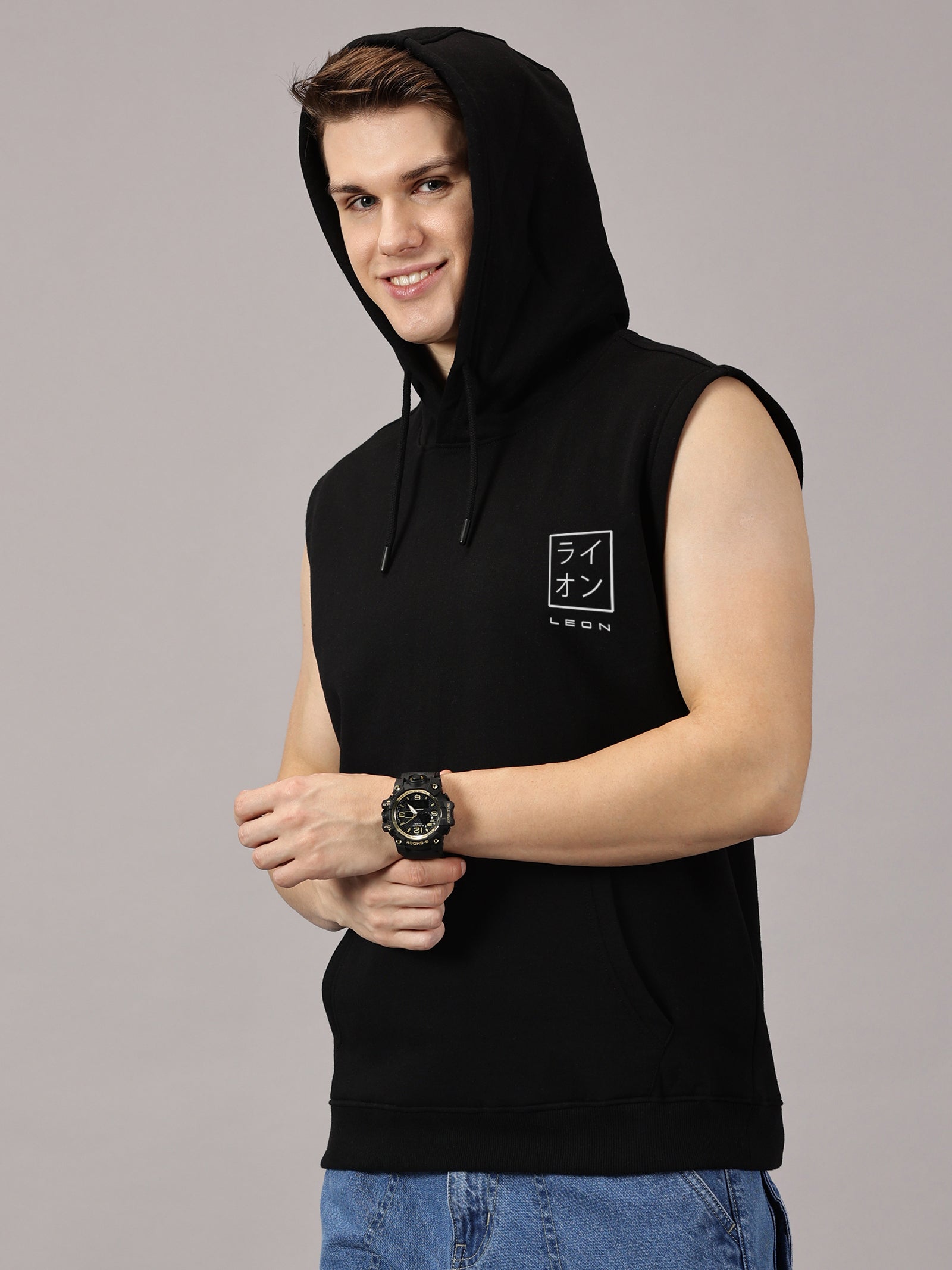 Sweatshirt :Leonstamp Printed Sleeveless Hoodie