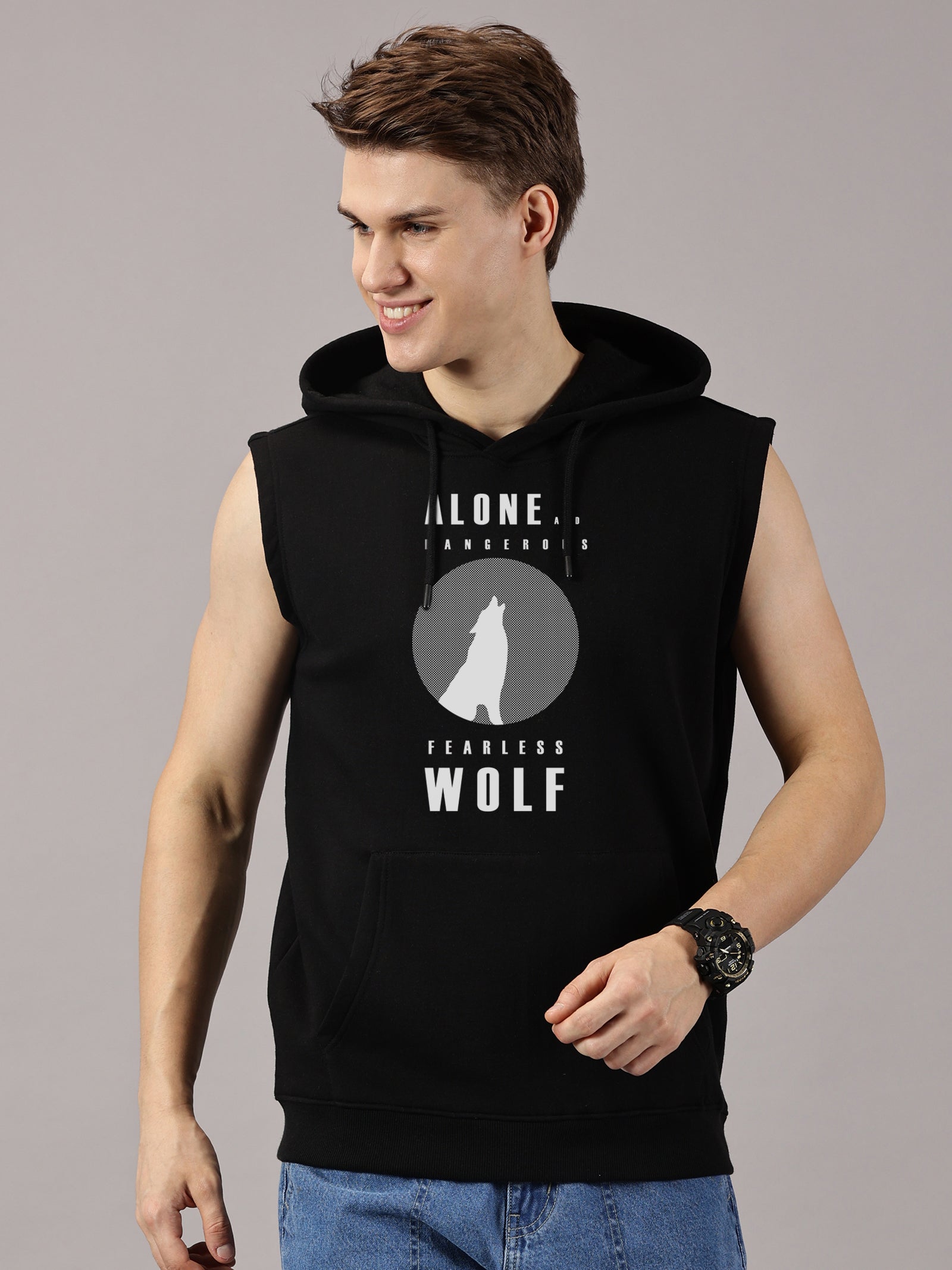 Sweatshirt :Wolf Printed Sleeveless Hoodie