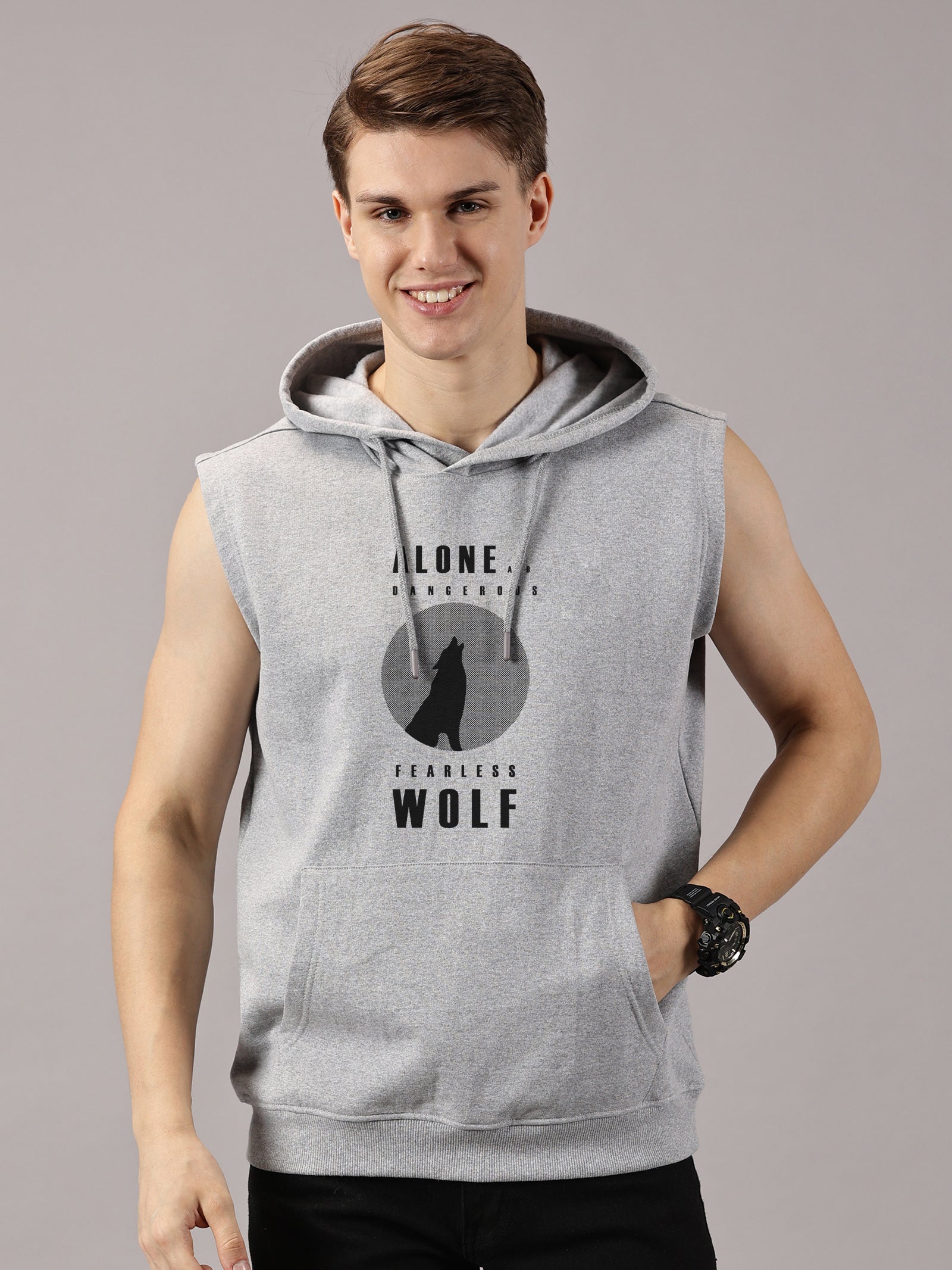 Sweatshirt :Wolf Printed Sleeveless Hoodie