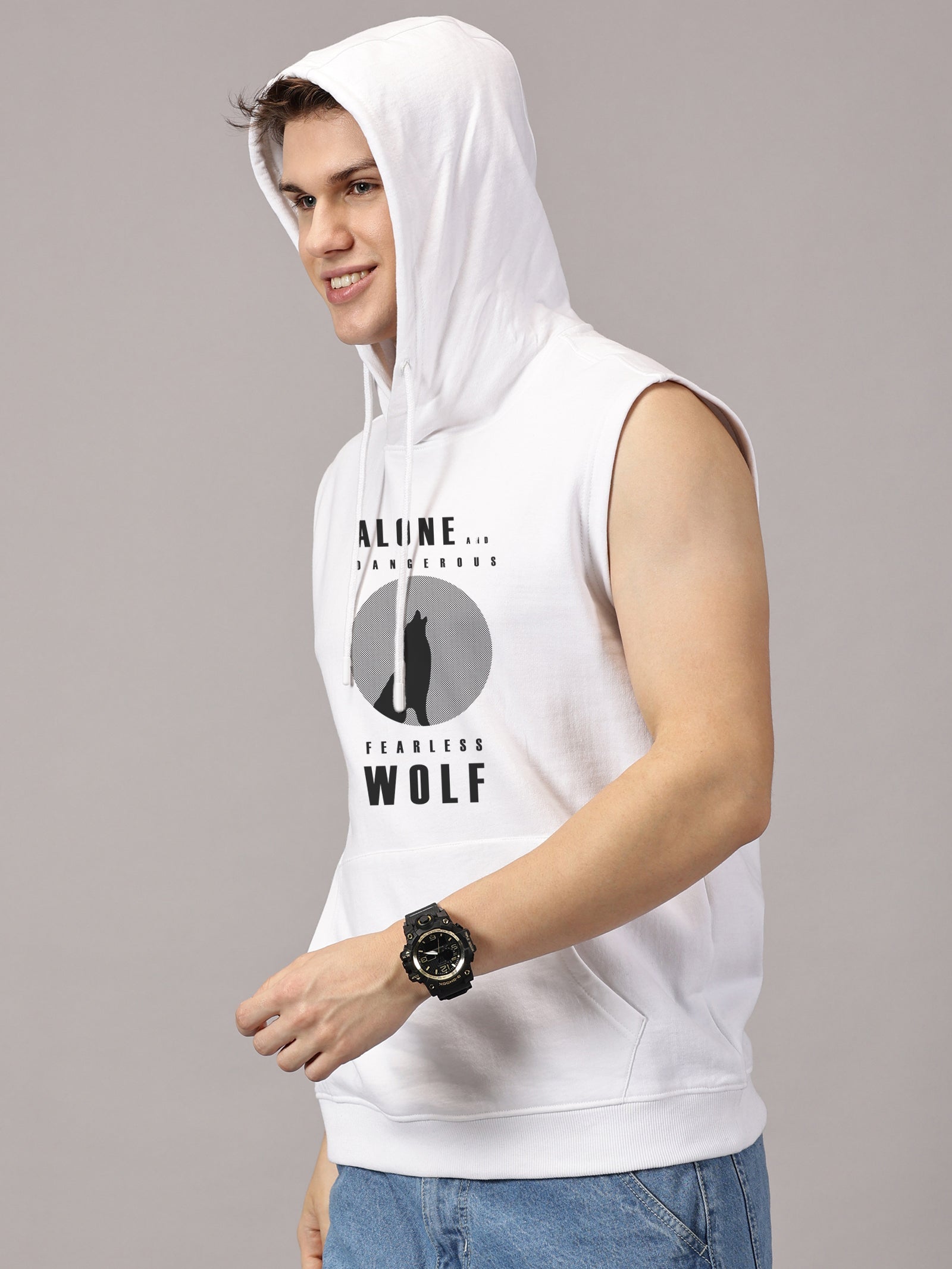 Sweatshirt :Wolf Printed Sleeveless Hoodie