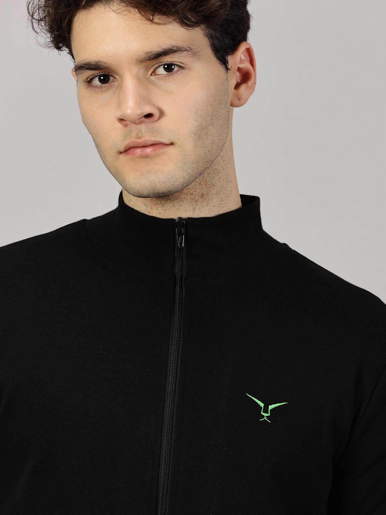 Sweatshirt : High Neck Full Zipper
