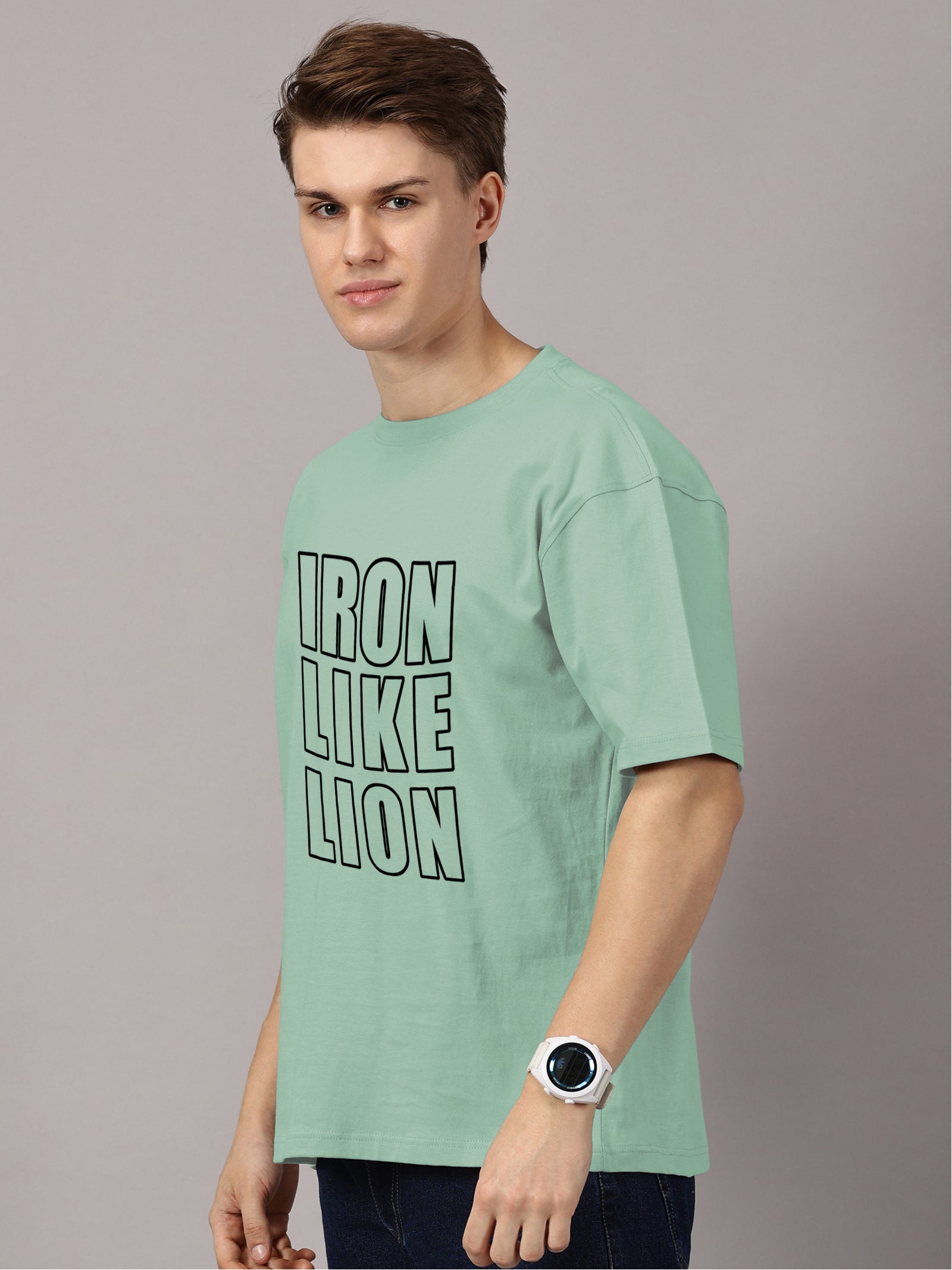 Oversized : Iron Like Lion T-Shirt