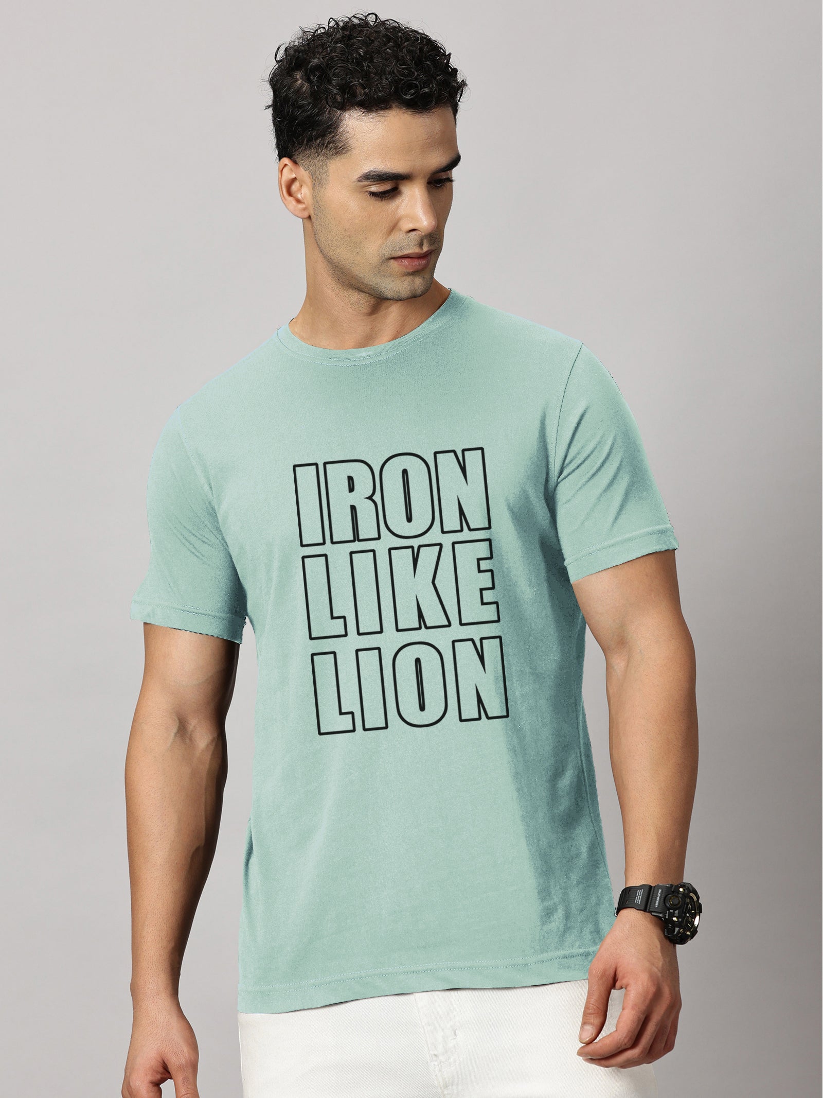 Basics : Iron Like Lion T-Shirt