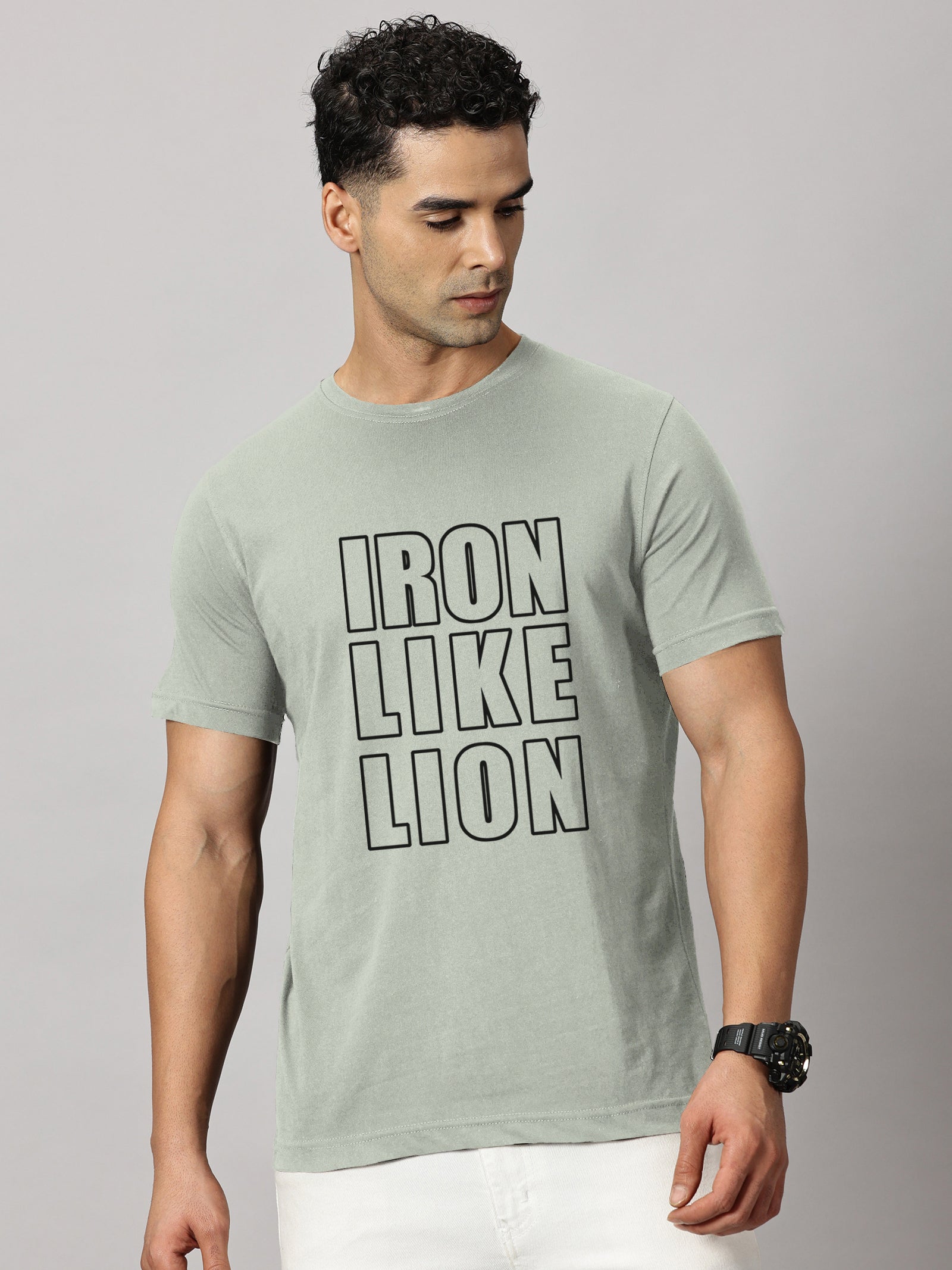 Basics : Iron Like Lion T-Shirt