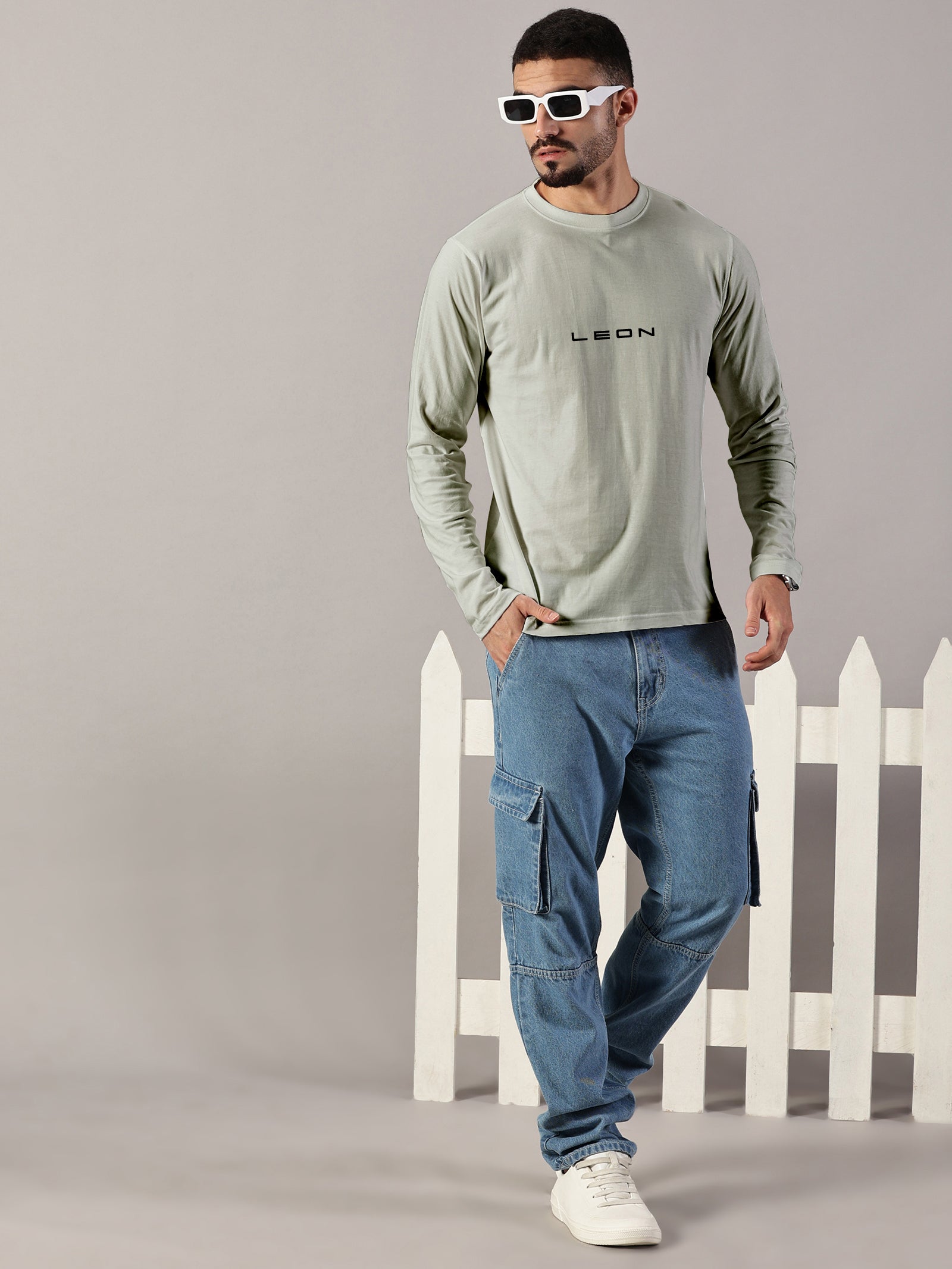 Basics : LEON Printed T-Shirt