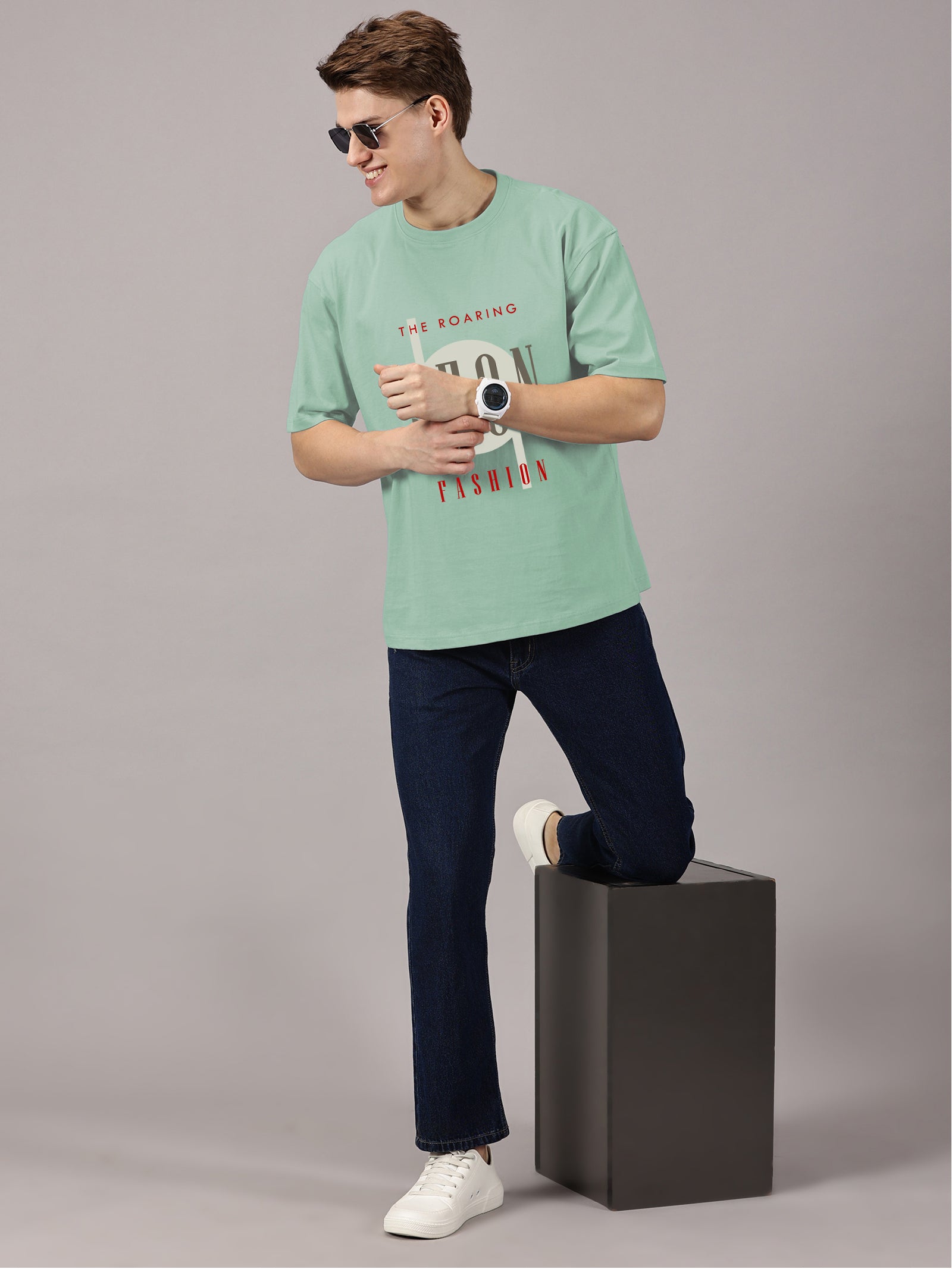 Oversized : Leon Fashion Printed T-Shirt