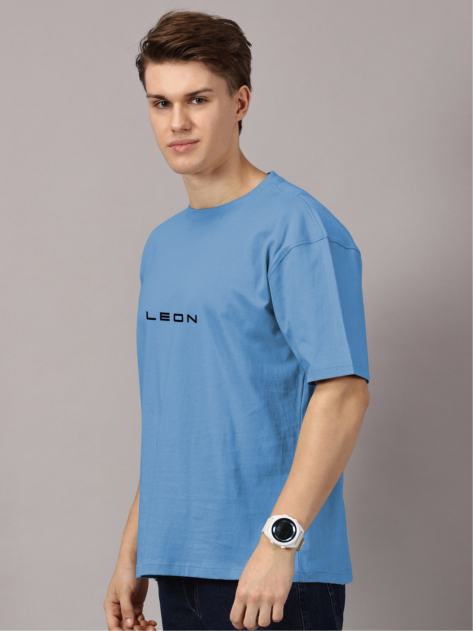 Oversized : LEON Printed T-Shirt