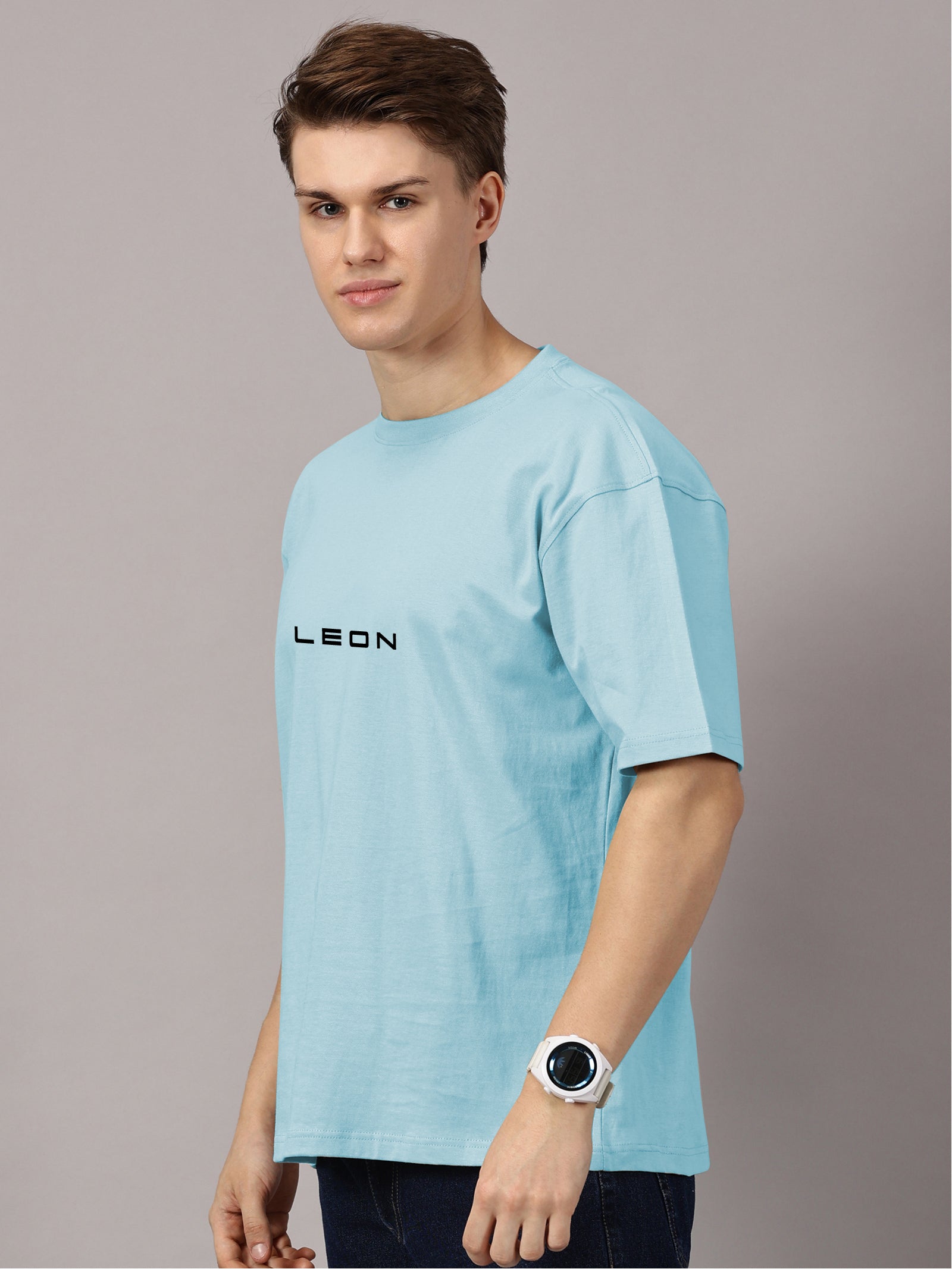 Oversized : LEON Printed T-Shirt